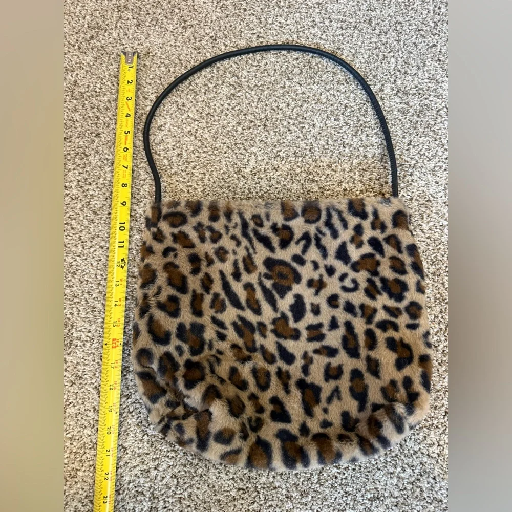 Leopard Print Faux Fur Shoulder Bag Like New - Picture 2 of 5